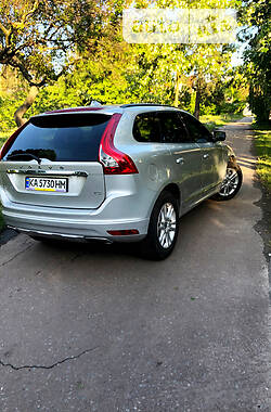 Позашляховик / Кросовер Volvo XC60 2015 в Києві