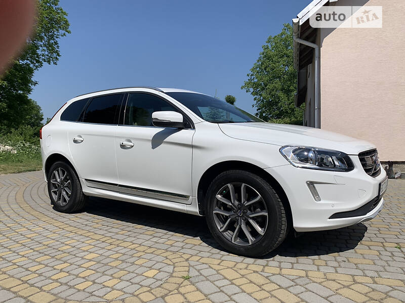 Позашляховик / Кросовер Volvo XC60 2015 в Львові