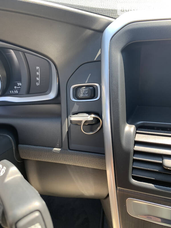 Позашляховик / Кросовер Volvo XC60 2015 в Львові