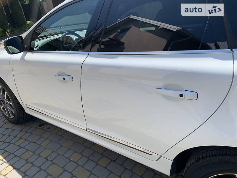 Позашляховик / Кросовер Volvo XC60 2015 в Львові