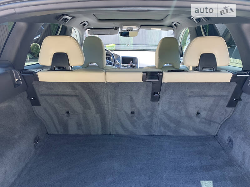 Позашляховик / Кросовер Volvo XC60 2015 в Львові