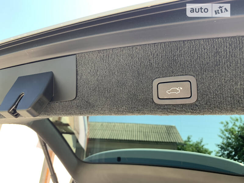 Позашляховик / Кросовер Volvo XC60 2015 в Львові