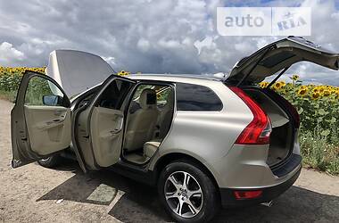 Позашляховик / Кросовер Volvo XC60 2012 в Рівному