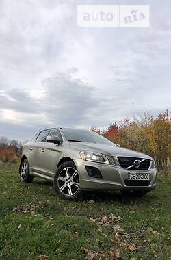 Позашляховик / Кросовер Volvo XC60 2011 в Чернівцях