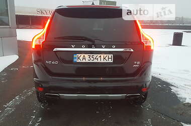 Позашляховик / Кросовер Volvo XC60 2015 в Києві