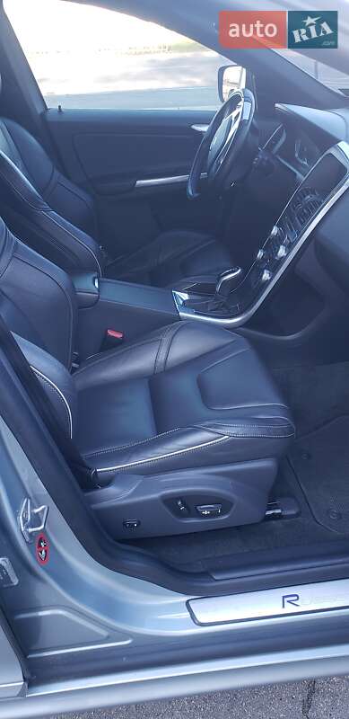Внедорожник / Кроссовер Volvo XC60 2016 в Днепре фото 16 Внедорожник / Кроссовер Volvo XC60 2016 в Днепре