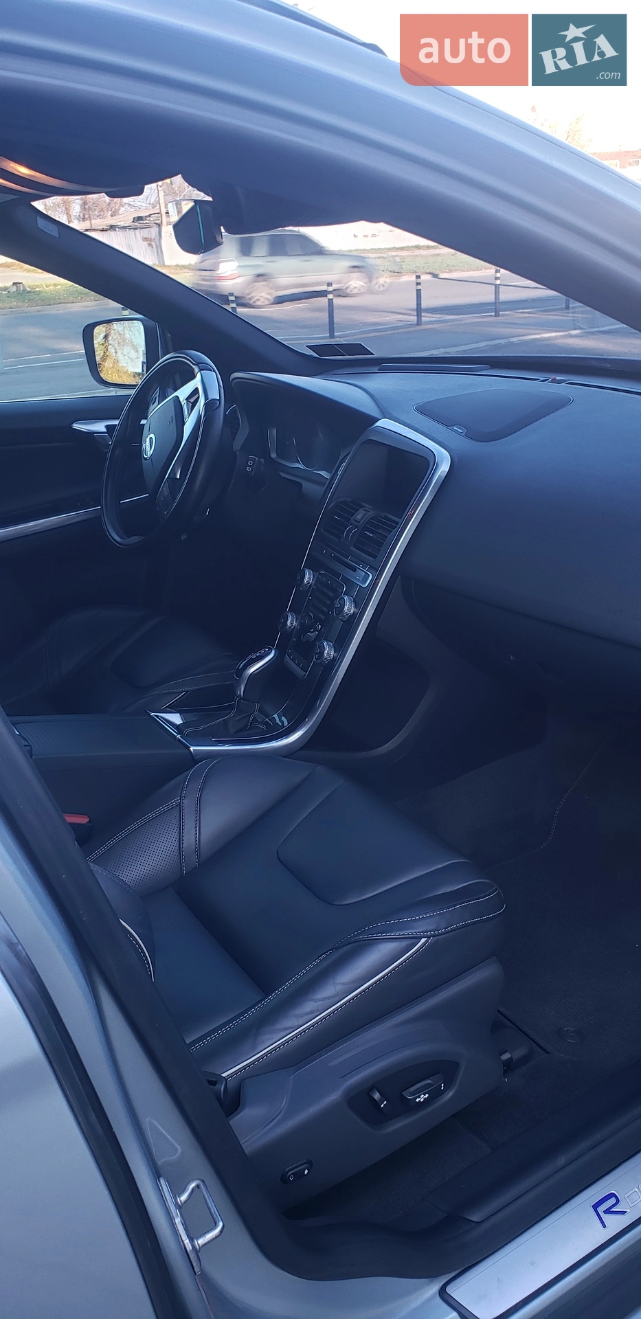2016 Volvo XC60 - мініатюра 17