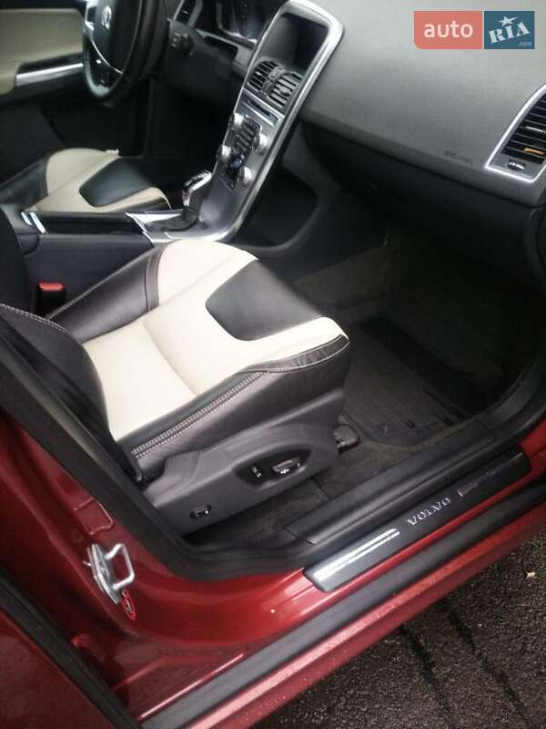 Внедорожник / Кроссовер Volvo XC60 2016 в Харькове фото 13 Внедорожник / Кроссовер Volvo XC60 2016 в Харькове