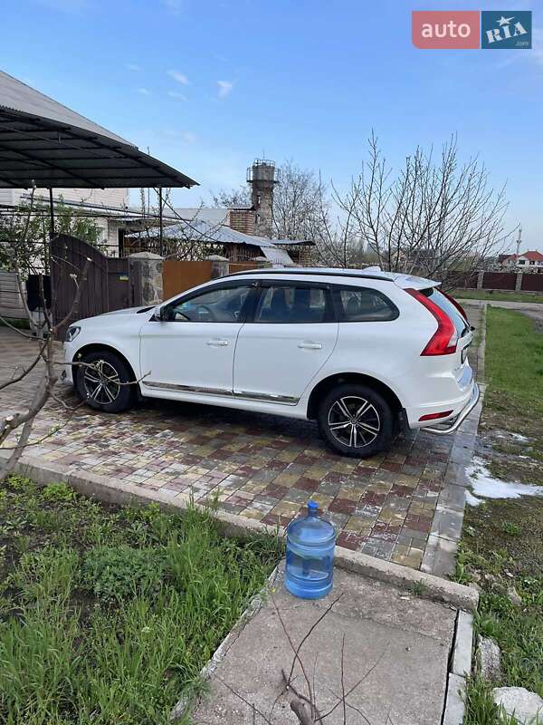 Внедорожник / Кроссовер Volvo XC60 2016 в Южноукраинске фото 2 Внедорожник / Кроссовер Volvo XC60 2016 в Южноукраинске