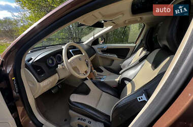 Внедорожник / Кроссовер Volvo XC60 2010 в 