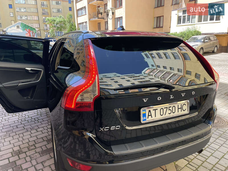 Внедорожник / Кроссовер Volvo XC60 2011 в Ивано-Франковске фото 17 Внедорожник / Кроссовер Volvo XC60 2011 в Ивано-Франковске