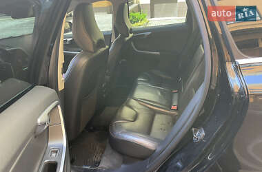 Внедорожник / Кроссовер Volvo XC60 2011 в 