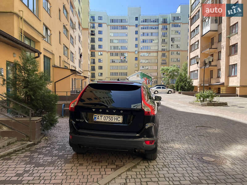 Внедорожник / Кроссовер Volvo XC60 2011 в Ивано-Франковске фото 24 Внедорожник / Кроссовер Volvo XC60 2011 в Ивано-Франковске