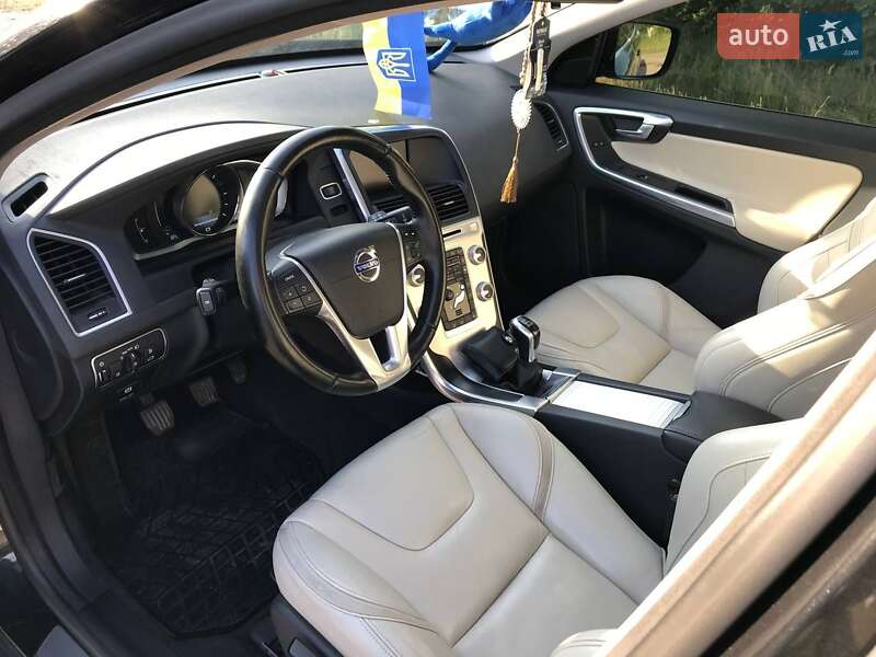 Позашляховик / Кросовер Volvo XC60 2014 в Шепетівці