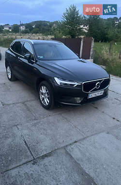 Внедорожник / Кроссовер Volvo XC60 2018 в 