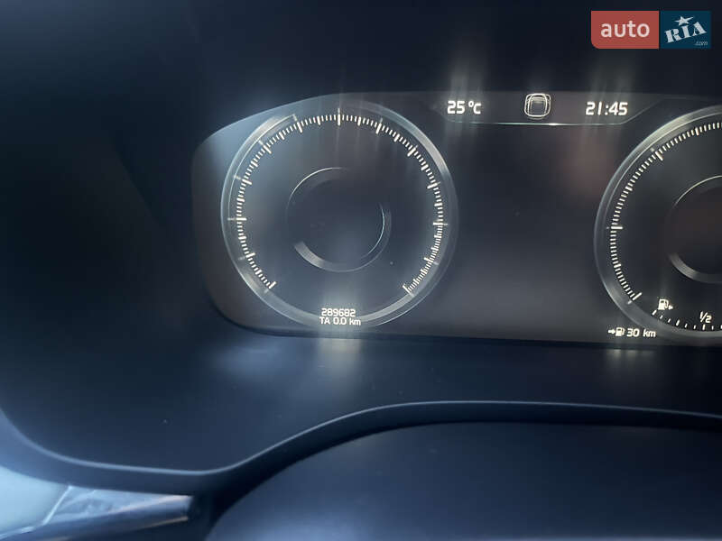 Внедорожник / Кроссовер Volvo XC60 2018 в Львове