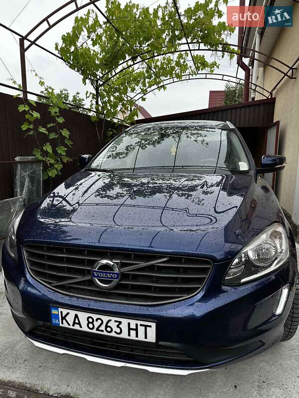 Внедорожник / Кроссовер Volvo XC60 2015 в Киеве
