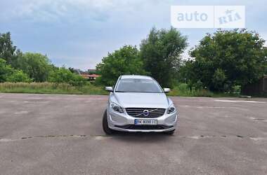 Позашляховик / Кросовер Volvo XC60 2016 в 
