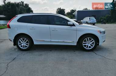 Внедорожник / Кроссовер Volvo XC60 2017 в 