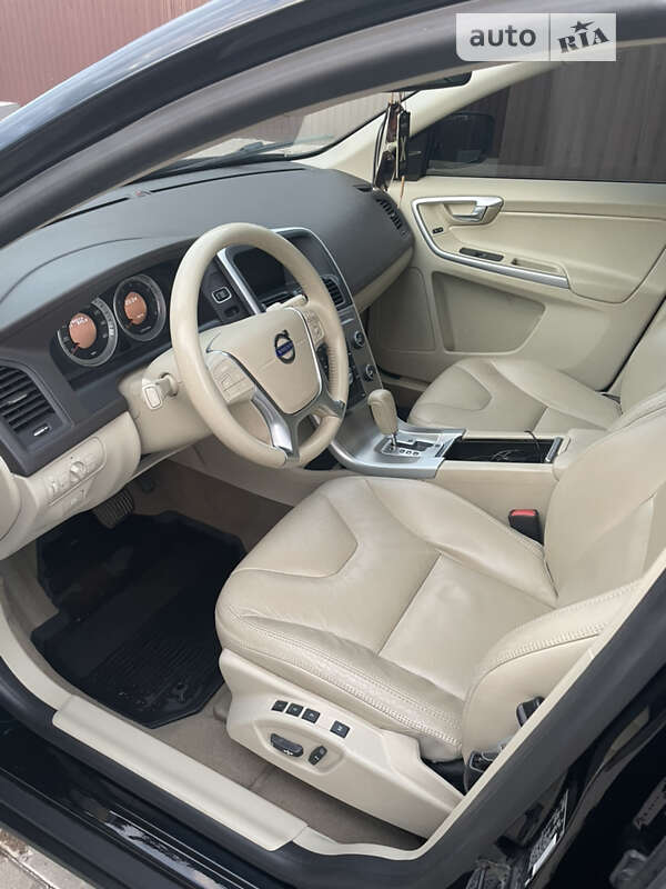 Позашляховик / Кросовер Volvo XC60 2011 в Рівному