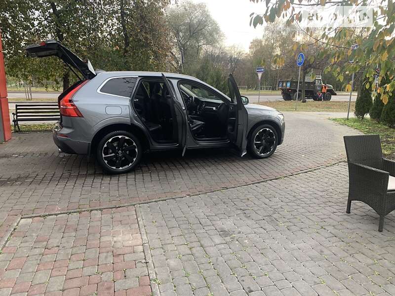 Внедорожник / Кроссовер Volvo XC60 2017 в Львове