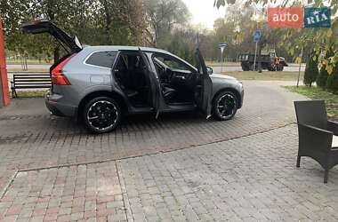 Внедорожник / Кроссовер Volvo XC60 2017 в Львове