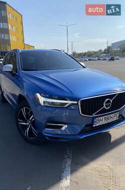 Внедорожник / Кроссовер Volvo XC60 2018 в Киеве