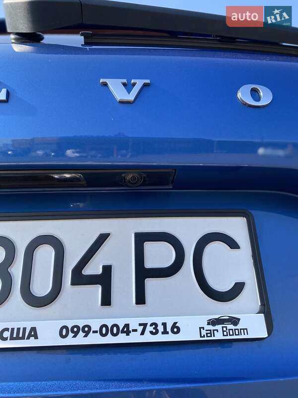 Внедорожник / Кроссовер Volvo XC60 2018 в Киеве