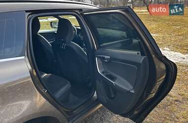 Внедорожник / Кроссовер Volvo XC60 2014 в 