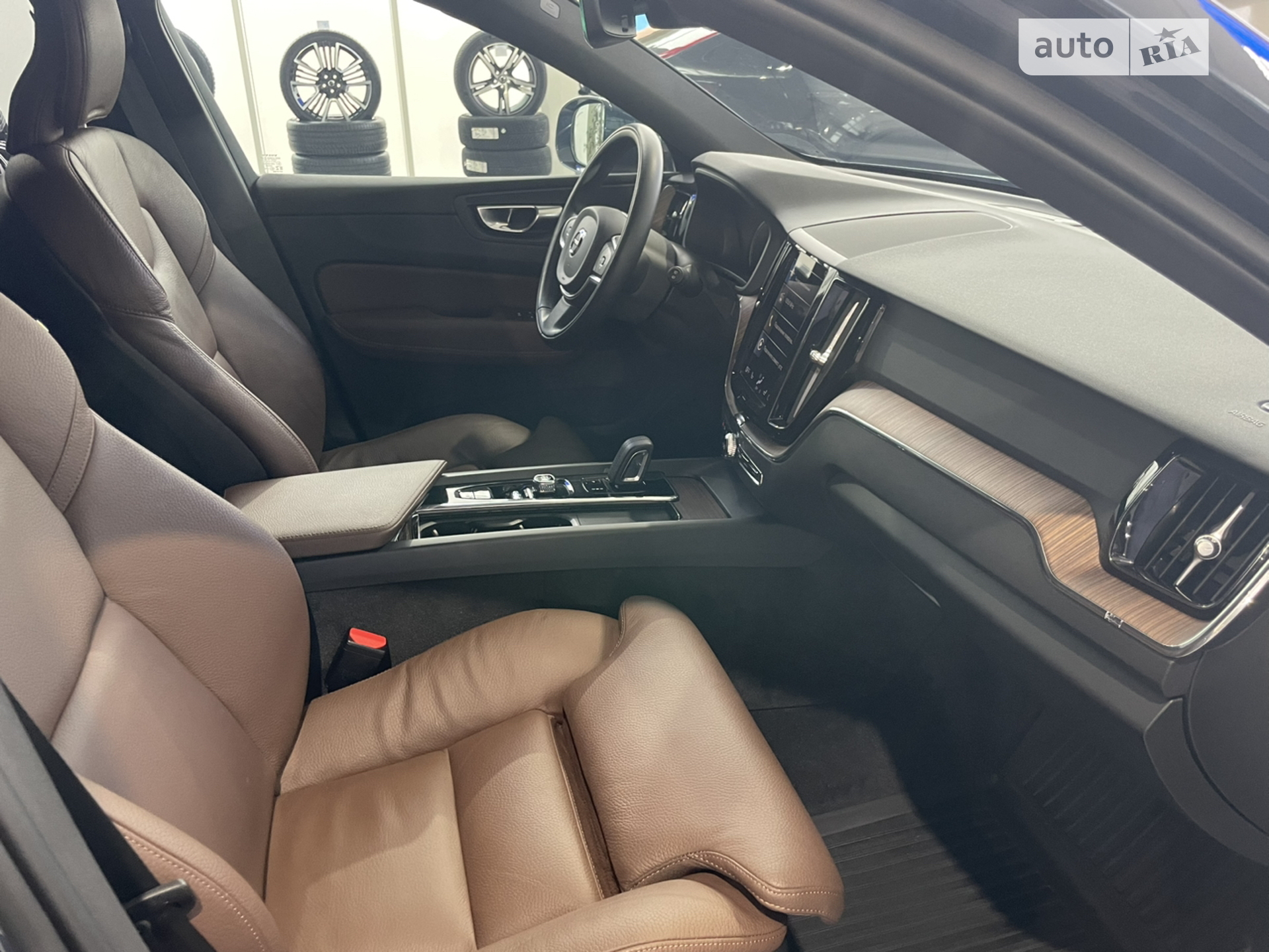 2021 Volvo XC60 - мініатюра 24