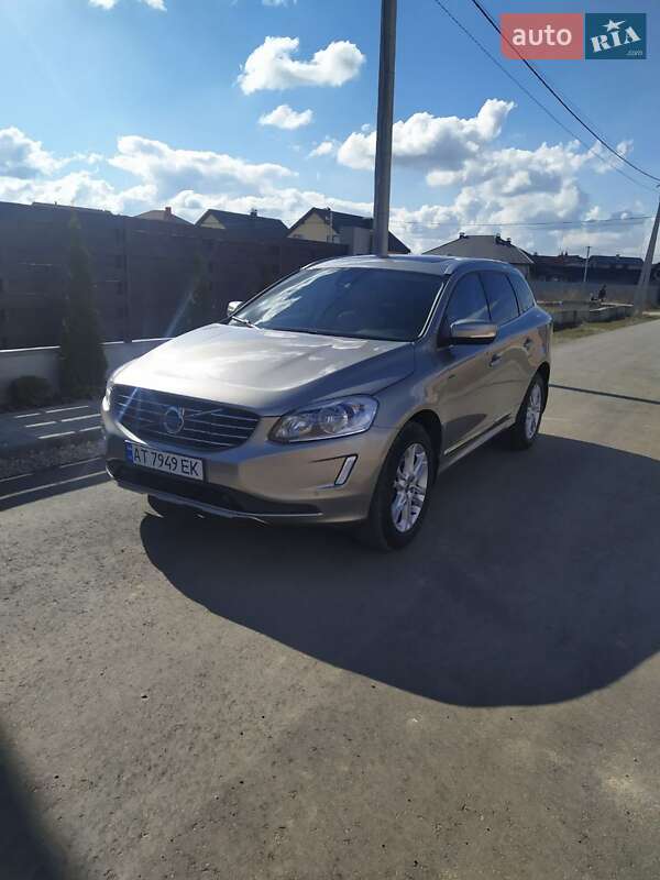 Внедорожник / Кроссовер Volvo XC60 2016 в Ивано-Франковске