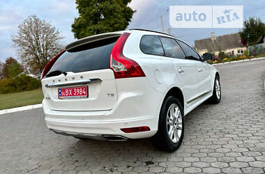 Внедорожник / Кроссовер Volvo XC60 2016 в 