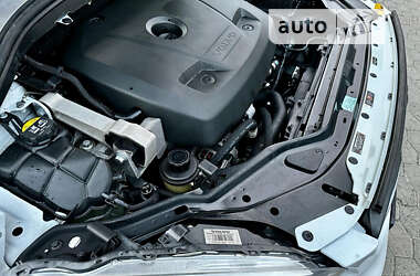 Внедорожник / Кроссовер Volvo XC60 2016 в 