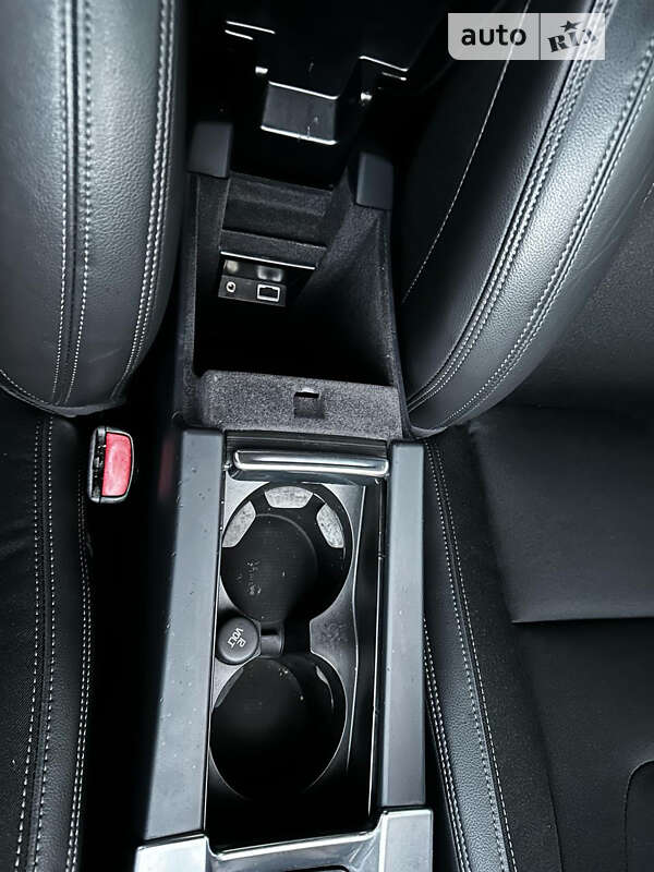 Внедорожник / Кроссовер Volvo XC60 2016 в Ровно