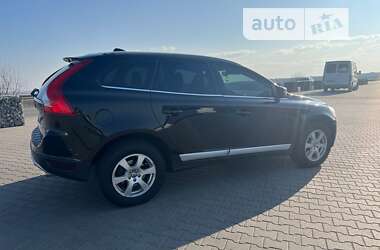 Внедорожник / Кроссовер Volvo XC60 2012 в Черновцах