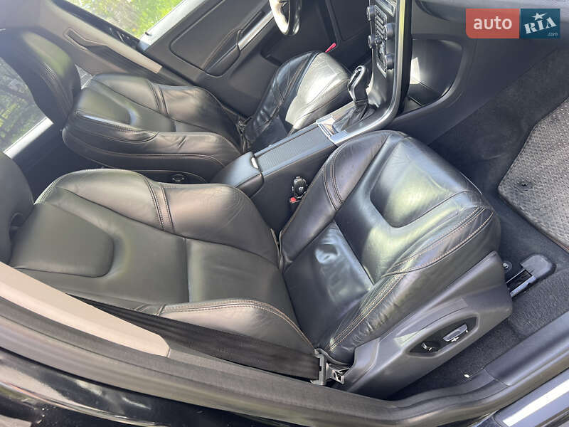 Внедорожник / Кроссовер Volvo XC60 2013 в Львове фото 112 Внедорожник / Кроссовер Volvo XC60 2013 в Львове