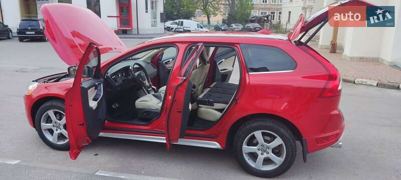 Внедорожник / Кроссовер Volvo XC60 2012 в Стрые
