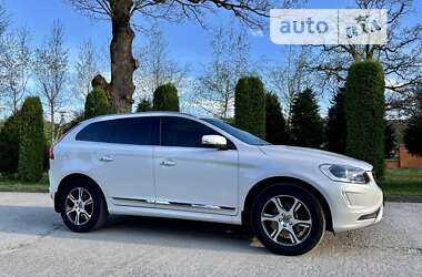 Внедорожник / Кроссовер Volvo XC60 2015 в Калуше