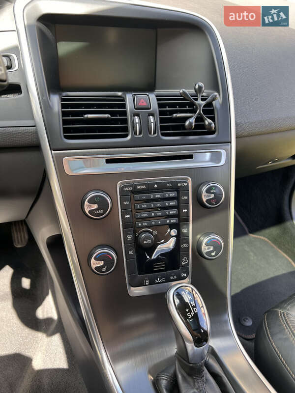 Внедорожник / Кроссовер Volvo XC60 2013 в Львове фото 101 Внедорожник / Кроссовер Volvo XC60 2013 в Львове