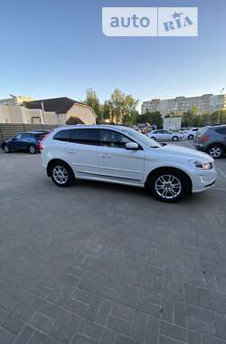 Внедорожник / Кроссовер Volvo XC60 2015 в Черкассах