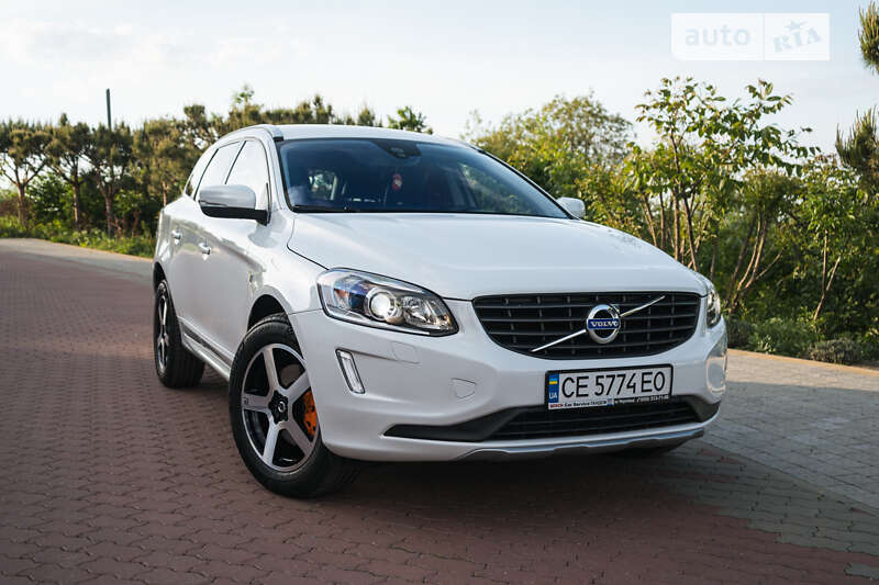 Позашляховик / Кросовер Volvo XC60 2016 в Чернівцях