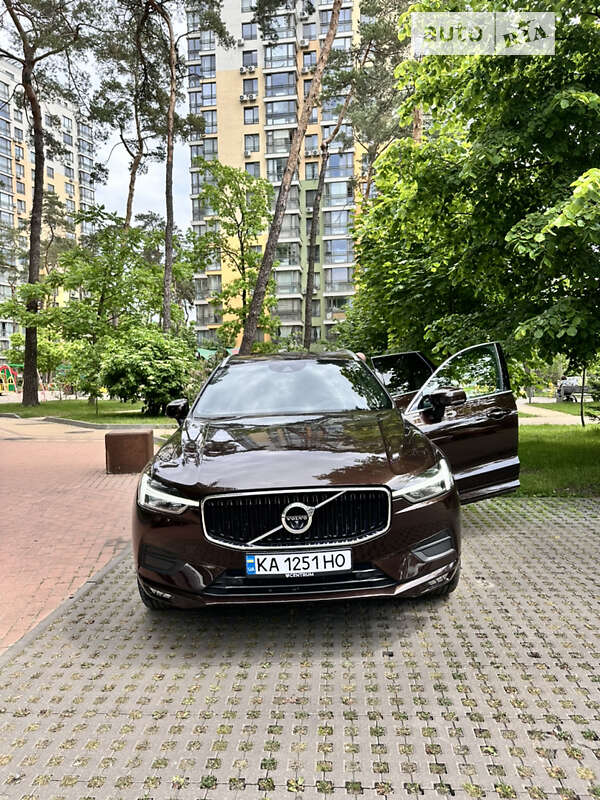 Внедорожник / Кроссовер Volvo XC60 2021 в Ужгороде