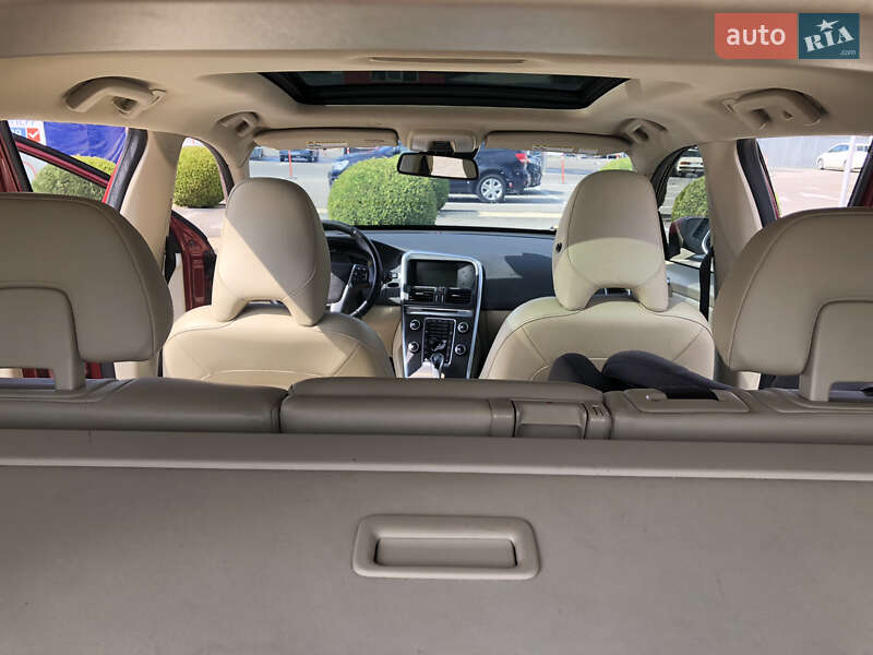 Внедорожник / Кроссовер Volvo XC60 2014 в Львове