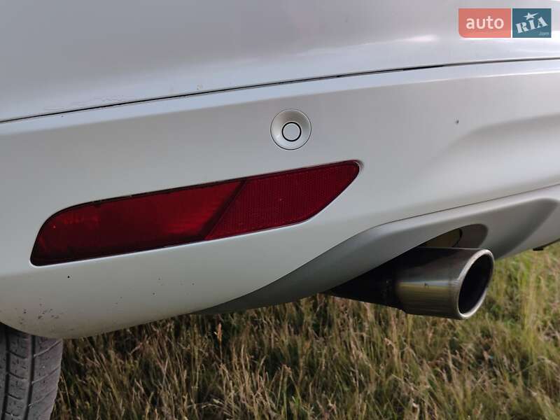 Внедорожник / Кроссовер Volvo XC60 2015 в Баре фото 13 Внедорожник / Кроссовер Volvo XC60 2015 в Баре