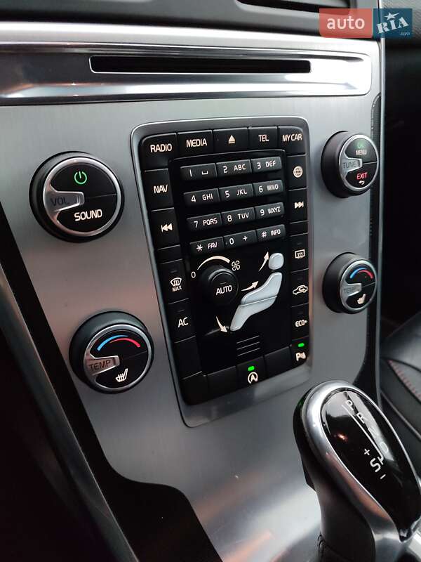 Внедорожник / Кроссовер Volvo XC60 2015 в Баре фото 39 Внедорожник / Кроссовер Volvo XC60 2015 в Баре