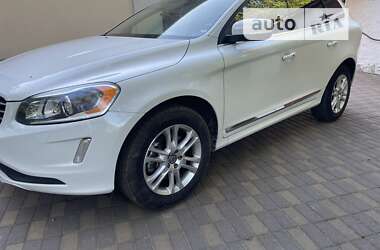 Внедорожник / Кроссовер Volvo XC60 2015 в Ровно