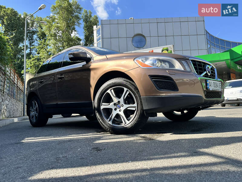 Позашляховик / Кросовер Volvo XC60 2012 в Києві