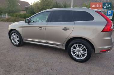 Внедорожник / Кроссовер Volvo XC60 2014 в 