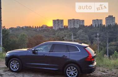 Внедорожник / Кроссовер Volvo XC60 2017 в Киеве