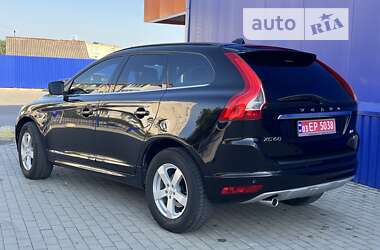 Внедорожник / Кроссовер Volvo XC60 2016 в 